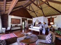 Villa Sungai Tinggi Beach, Master Suite